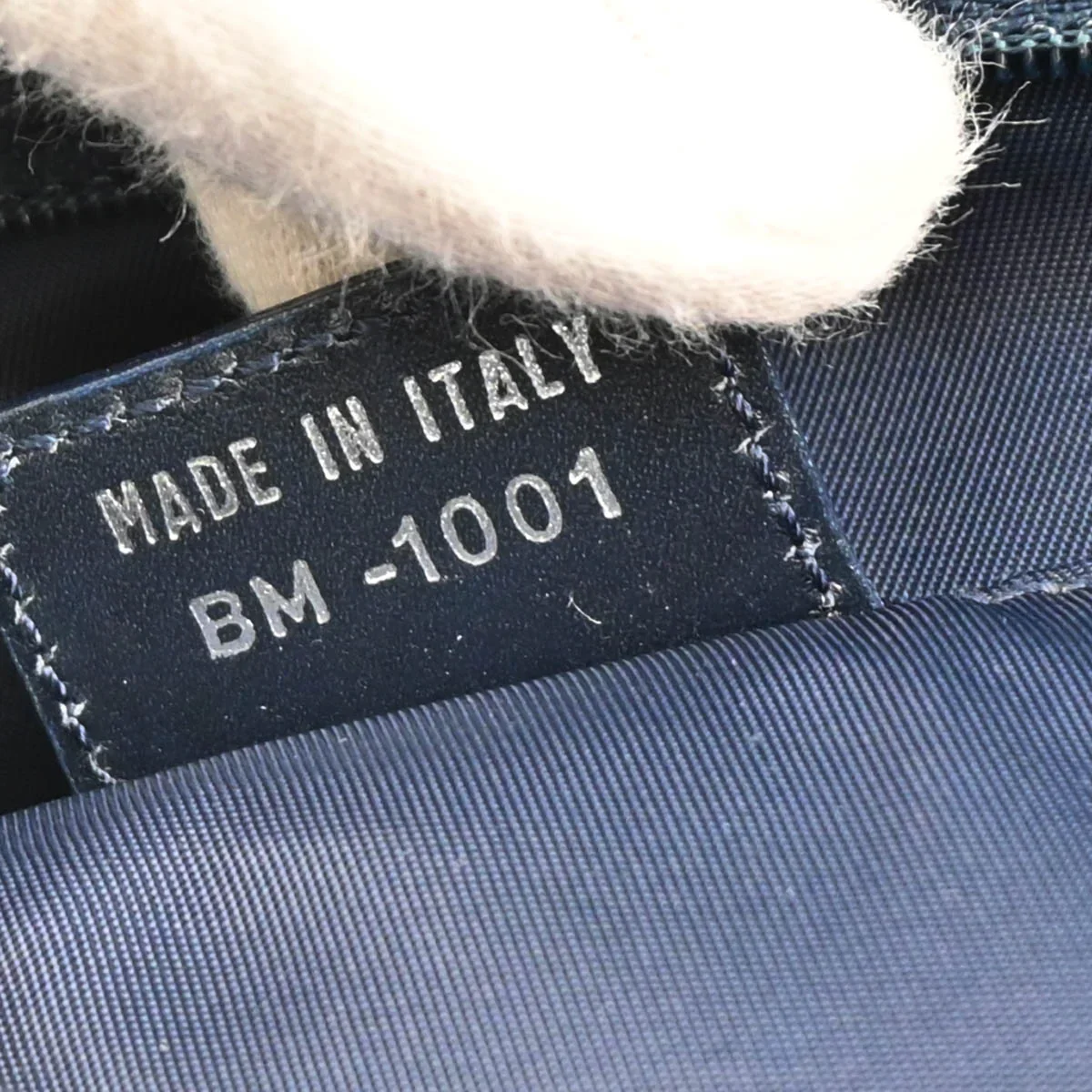 Christian Dior 2001 Navy Trotter Handbag - Image 10