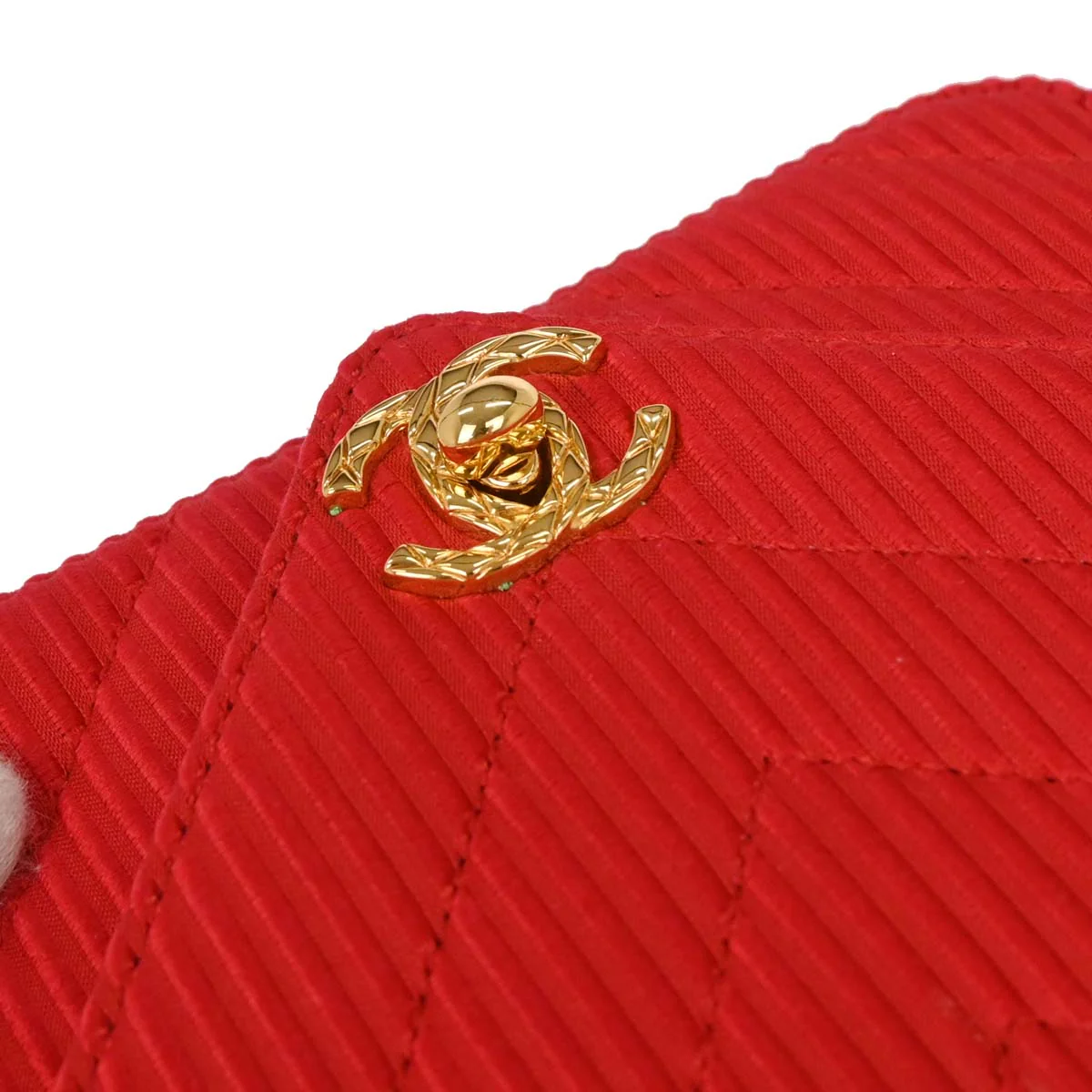 Chanel 1991-1994 Red Satin Chevron Shoulder Bag - Image 4
