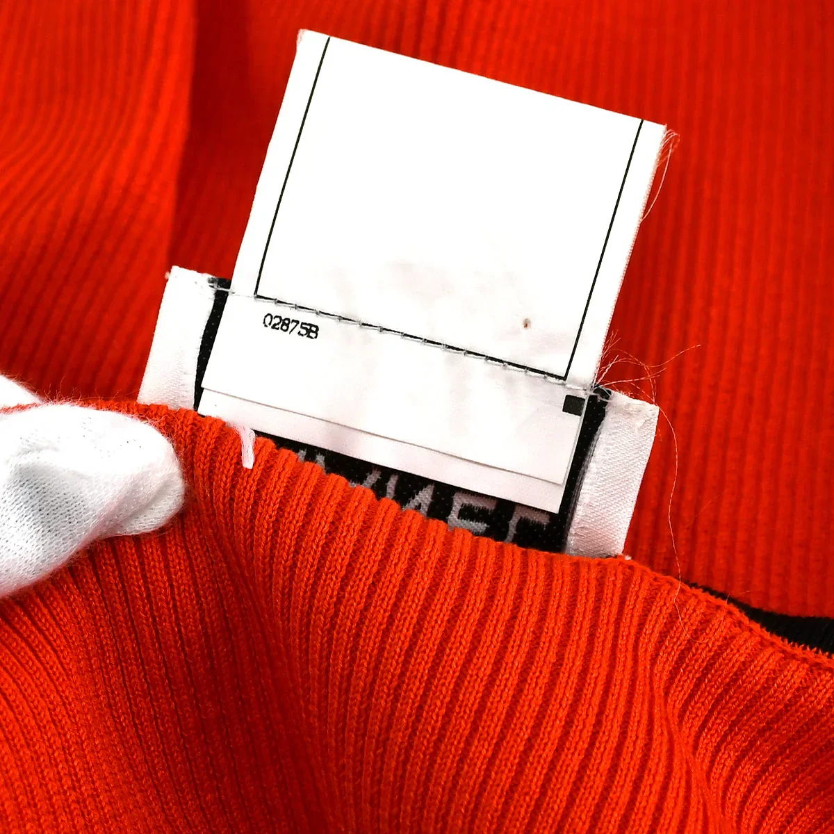 Chanel Cropped T-shirt Top Red 95P #34 - Image 10