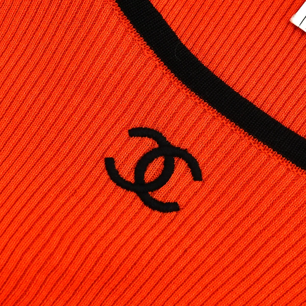 Chanel Cropped T-shirt Top Red 95P #34 - Image 6