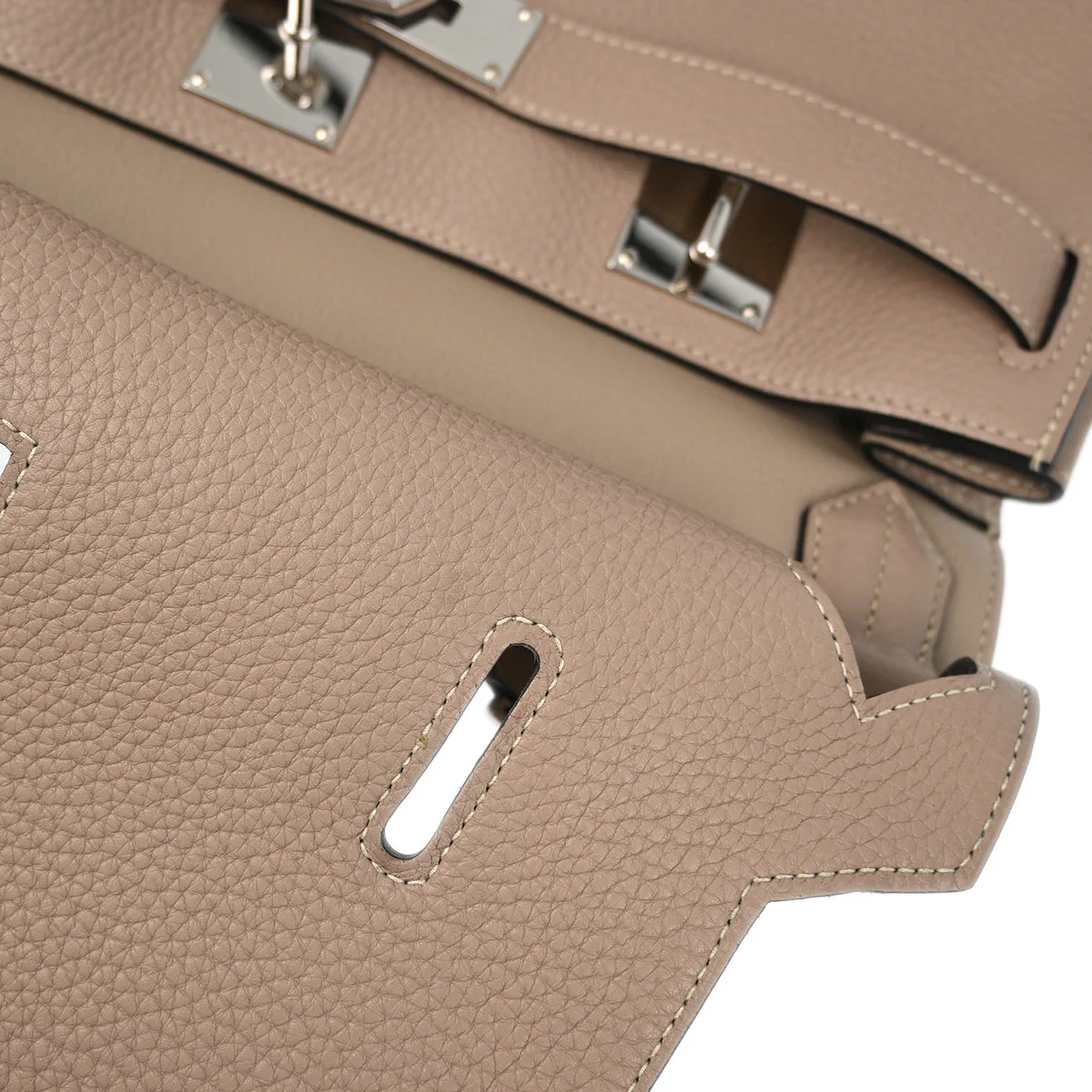 Hermes 2010 Gris Tourterelle Taurillon Clemence Jypsiere 34 Shoulder Bag - Image 8