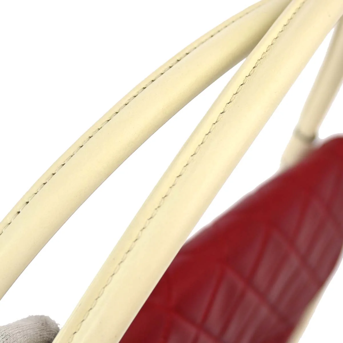 Chanel 2013-2014 Red Lambskin Medium Hula Hoop Handbag - Image 6