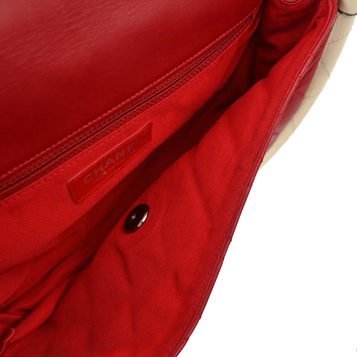 Chanel 2013-2014 Red Lambskin Medium Hula Hoop Handbag - Image 7