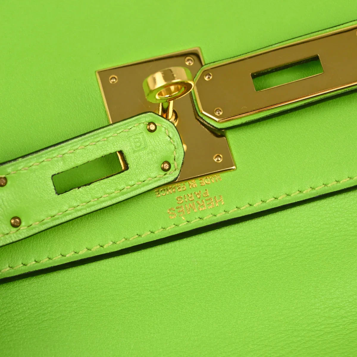 Hermes 1998 Apple Green Gulliver Kelly 28 Retourne 2way Shoulder Handbag - Image 12
