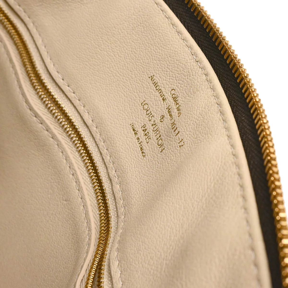 Louis Vuitton 2011 Shiny Monogram Lockit PM Handbag M40597 - Image 9