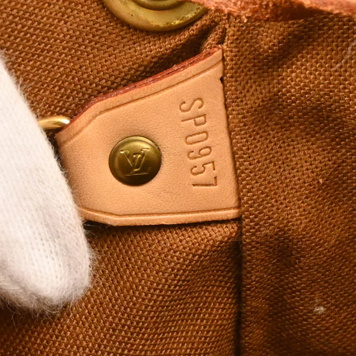 Louis Vuitton 1997 Monogram Mini Montsouris Backpack M51137 - Image 12