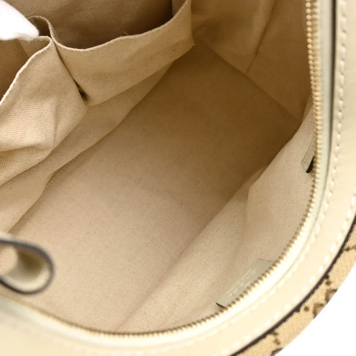 Gucci Beige GG Lovely Heart Hobo Handbag - Image 8