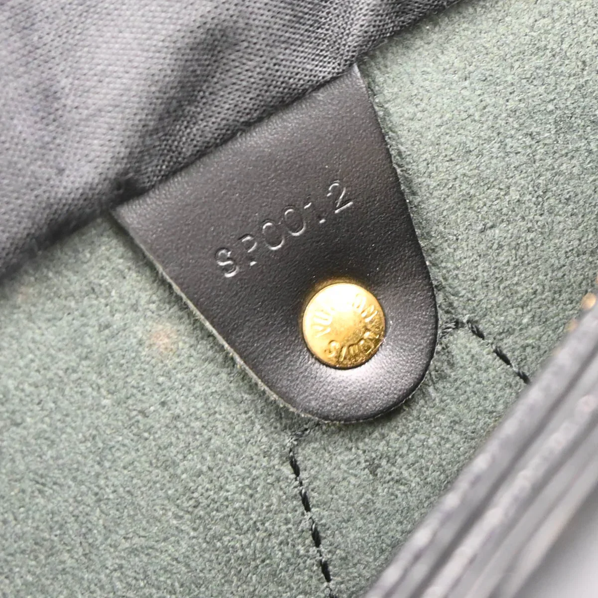 Louis Vuitton 2002 Black Epi Speedy 25 Handbag M43012 - Image 11